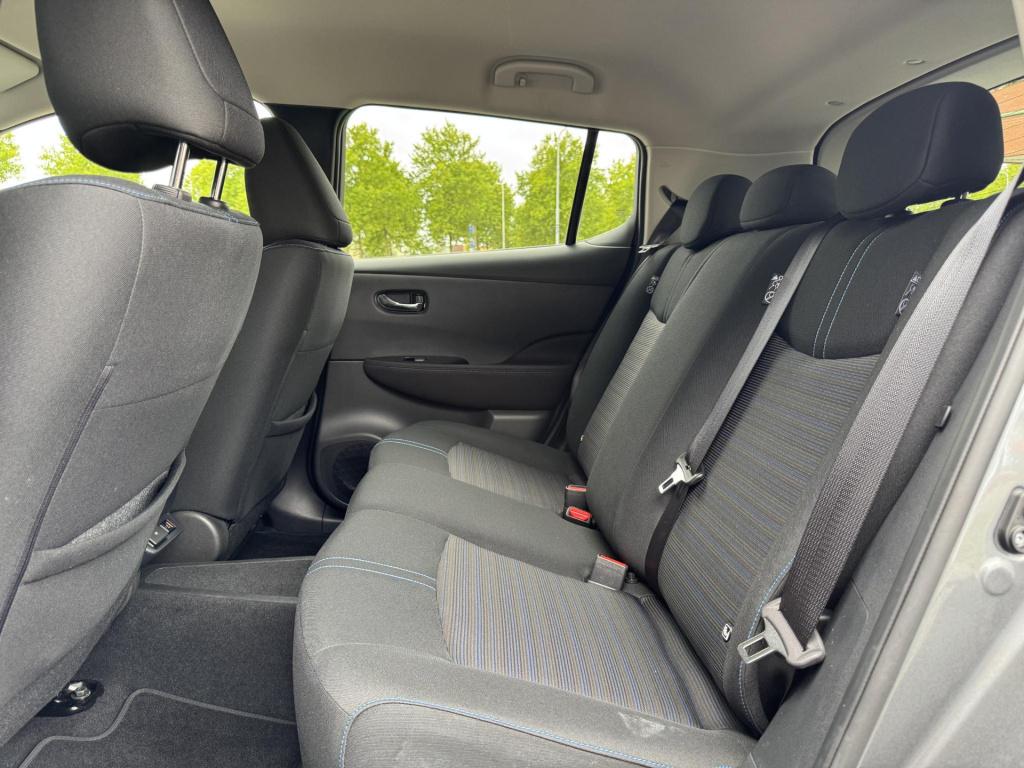 Nissan Leaf n-connecta 40 kwh soh 94% led pack | stuur- + stoelverwarming |