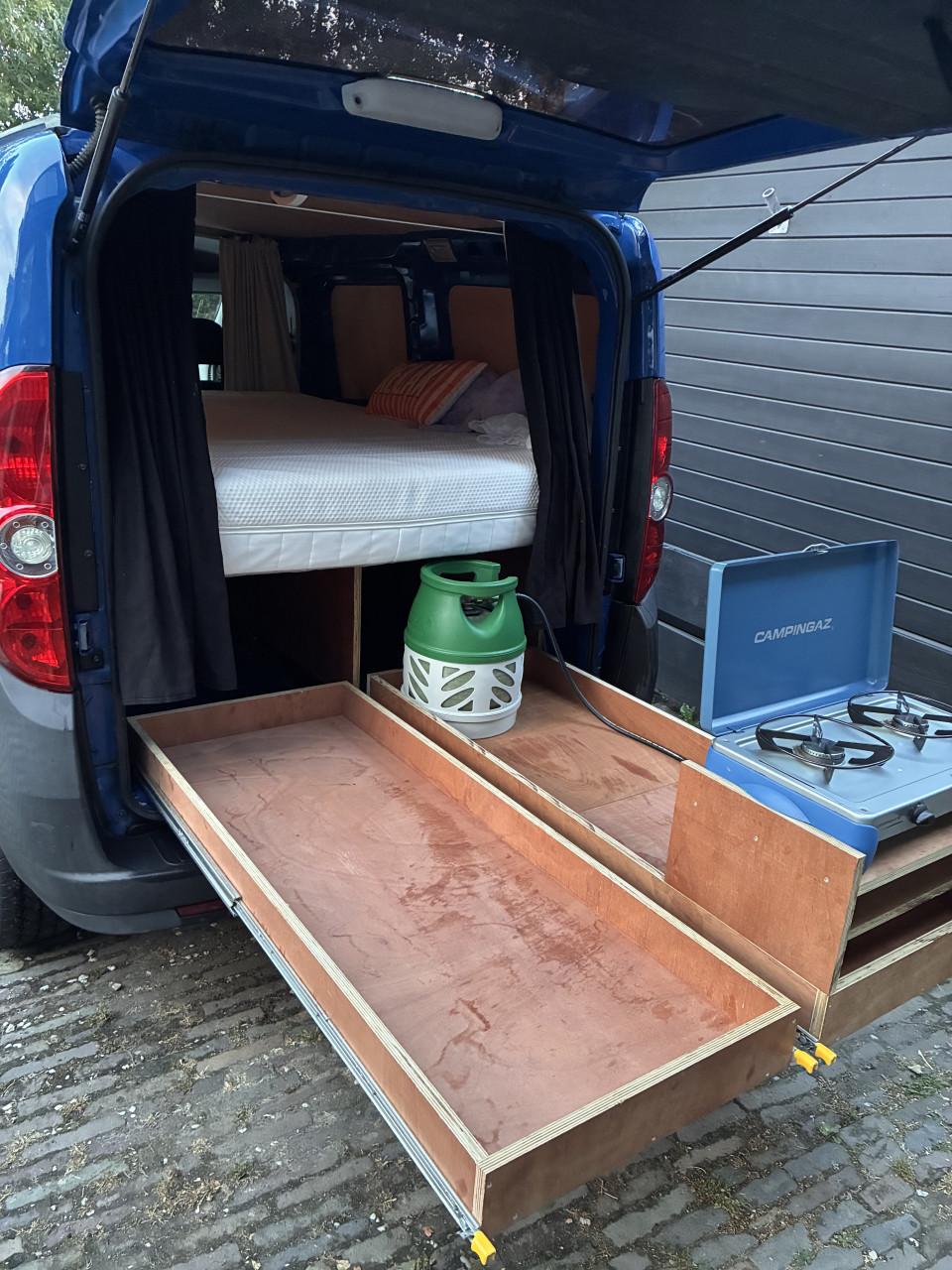 Verlengde Opel Combo microcamper te koop
