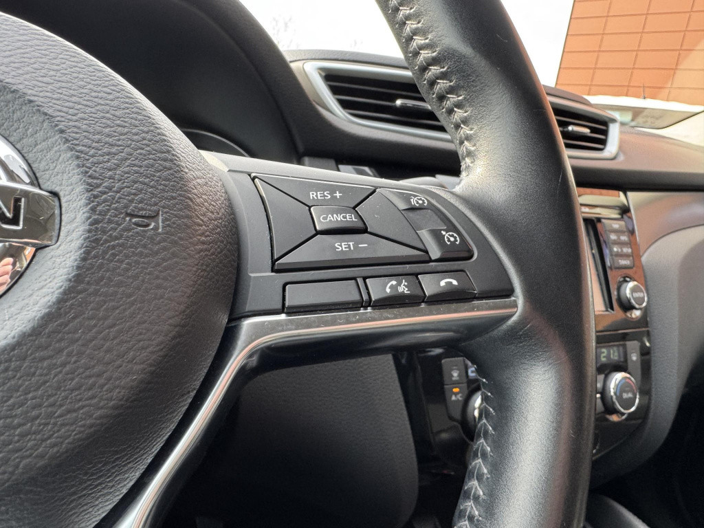 Nissan Qashqai 1.2 n-connecta design pack