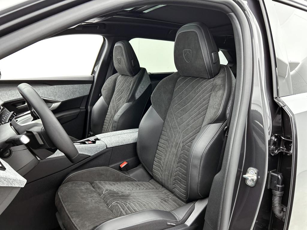 Peugeot 5008 hybrid 145 pk automaat gt | panoramadak | agr stoelen | trekha