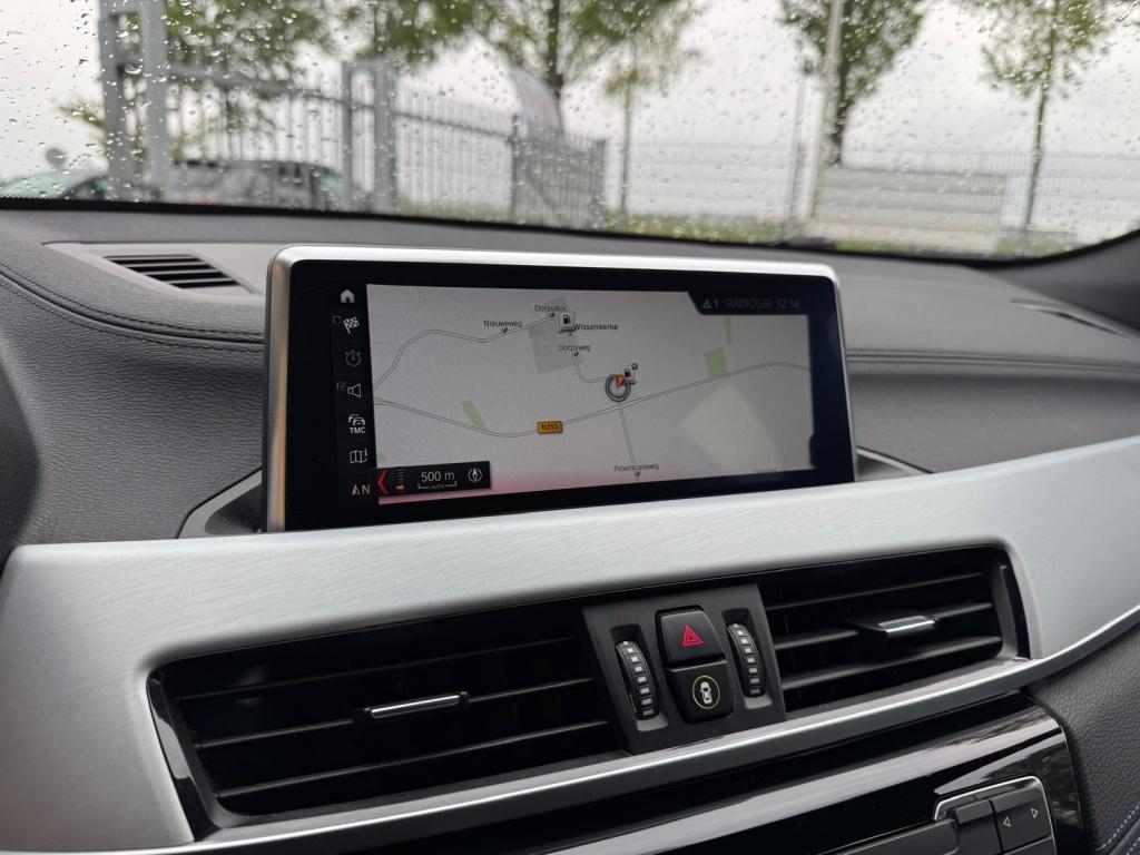 BMW X2 sdrive18i high exec.