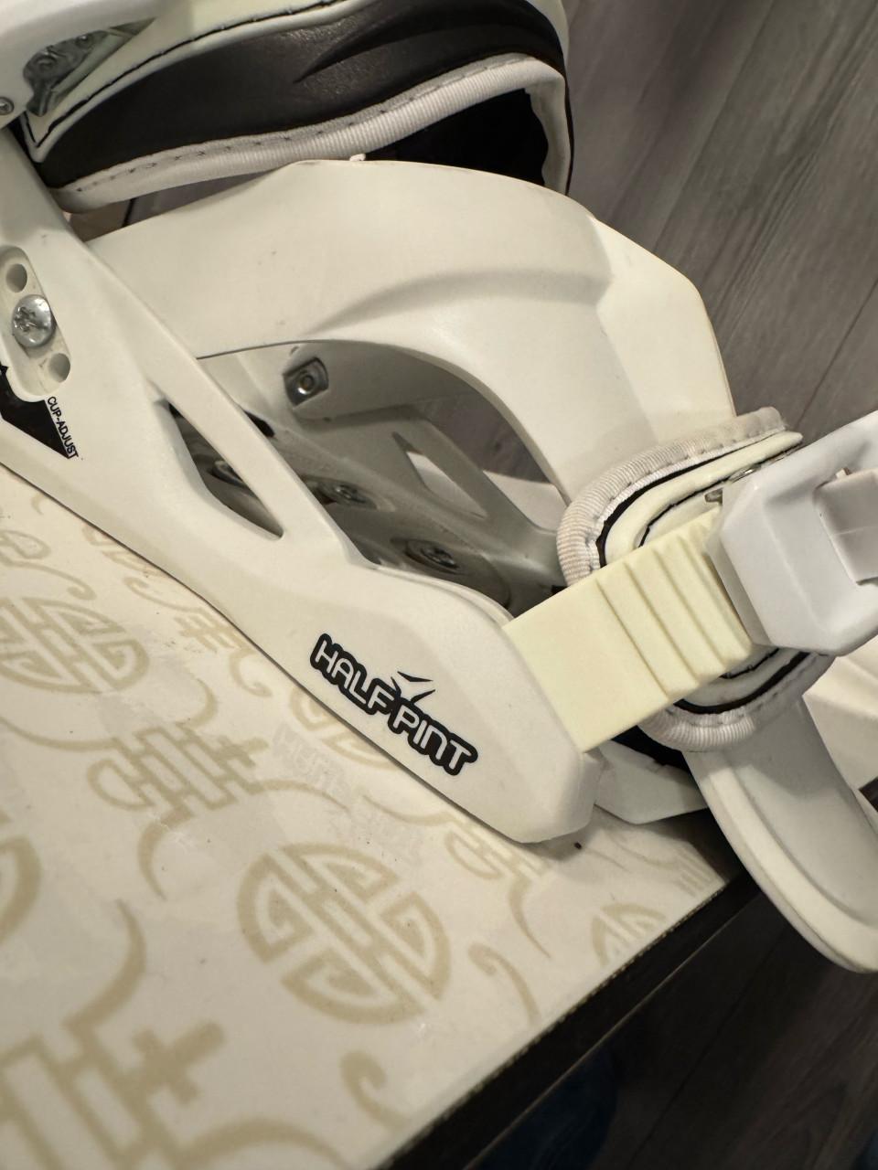 Atomic snowboard met bindingen en tas