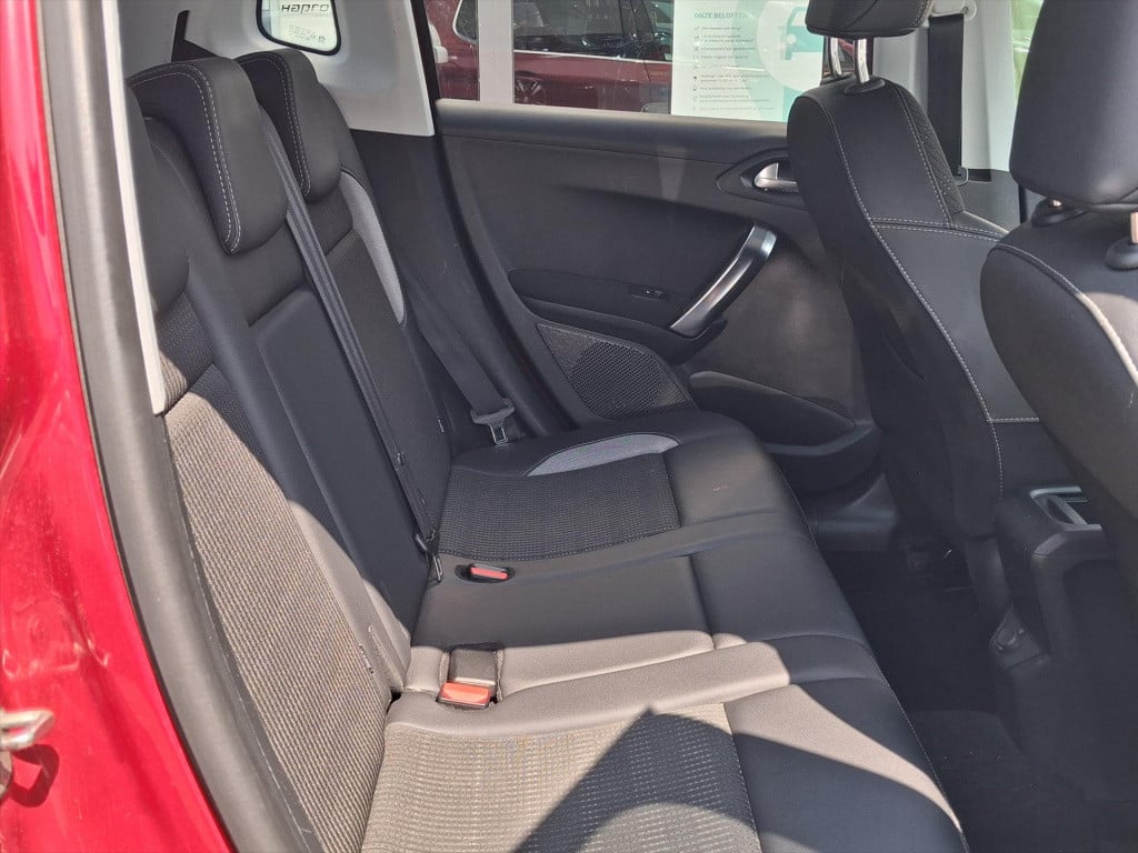 Peugeot 2008 1.2 pt 110pk allure eat6 automaat navigatie | achteruitrijcame