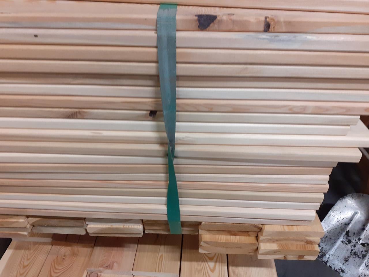 Mooie larix planken 620 x 120 x 20,   50 stuks  voor 25 euro HHZB