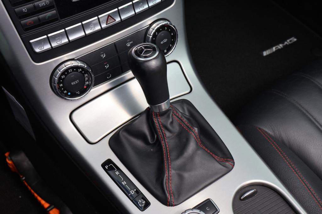 Mercedes-Benz SLK 200 amg line i airscarf i stoelverwarming i automaat i le