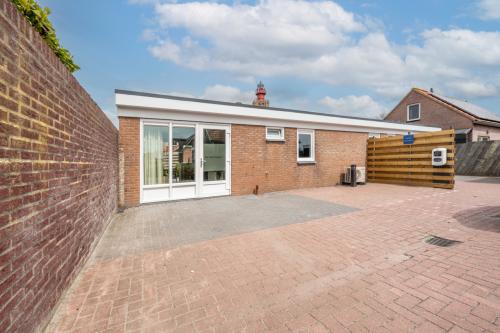 Prachtig gemeubileerde huurwoning. Tijdelijk zonder inschrijving.