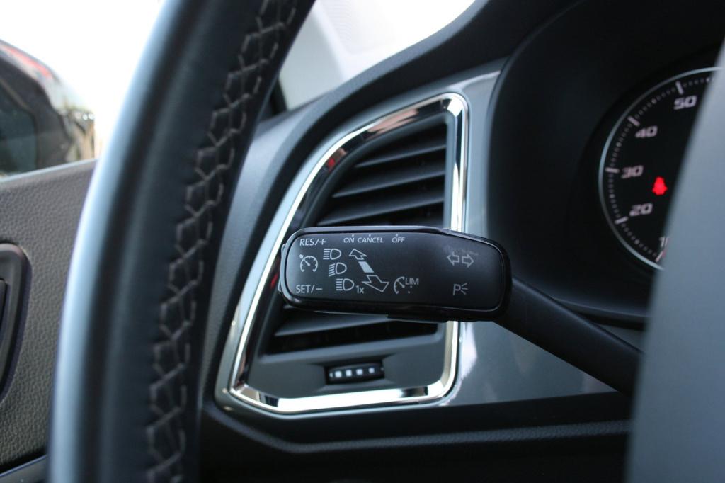 Seat Ateca 1.0 ecotsi style / navi / cruise / pdc