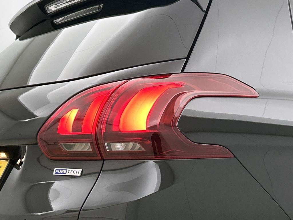 Peugeot 2008 82 pk active | rijklaar | panoramadak | lm velgen | navigatie 
