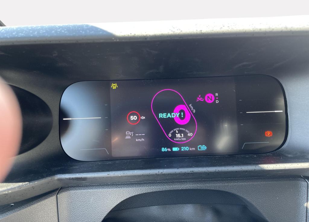 Renault Twingo urban range techno 27.5 kwh - demo / 18" lm velgen