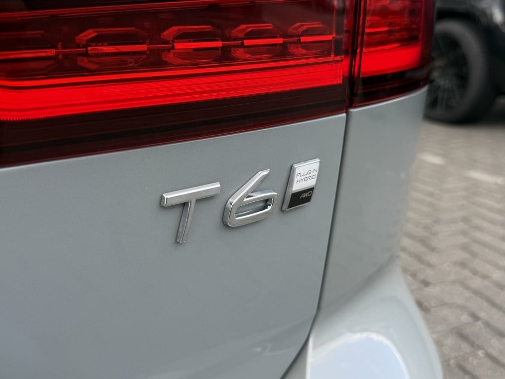 Volvo V60 t6 398pk recharge plus dark| adap.cruise| 360camera| trekaak