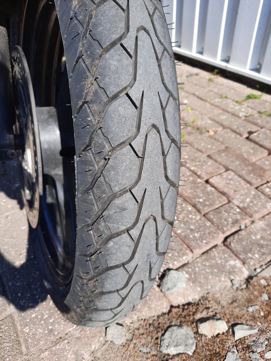 Suzuki VStrom 1000 uit 2007 met veel extra's