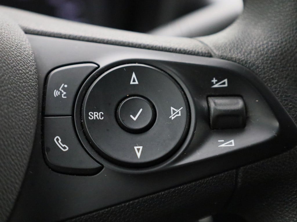 Opel Combo 1.5d l1h1 edition | navigatie | apple carplay/android auto | par