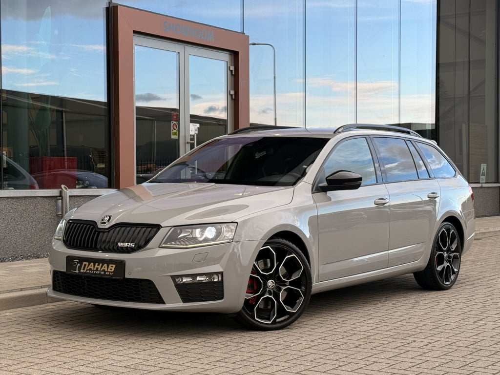 Skoda Octavia 2.0 tsi rs 230 pk | standkachel | leder | canton audio | navi