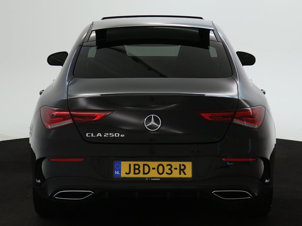 Mercedes-Benz Cla 250 e amg plug-in hybride | amg line | night pakket | pan