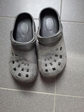 Crocks of tuinschoenen maat 39