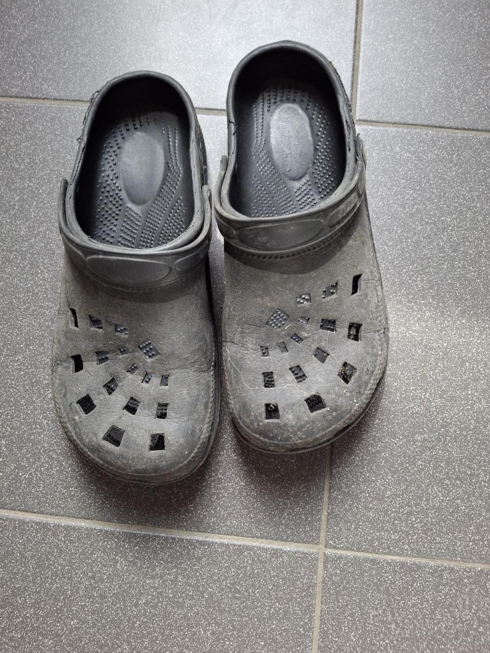 Crocks of tuinschoenen maat 39