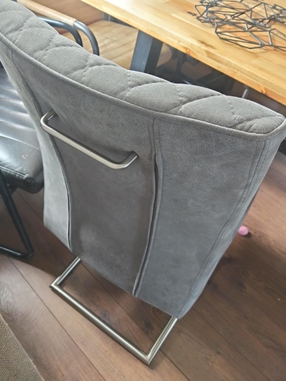 4 stoelen