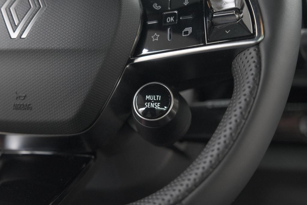 Renault Austral 1.2 e-tech full hybrid 200 techno | 1500 kg trekgewicht | 3