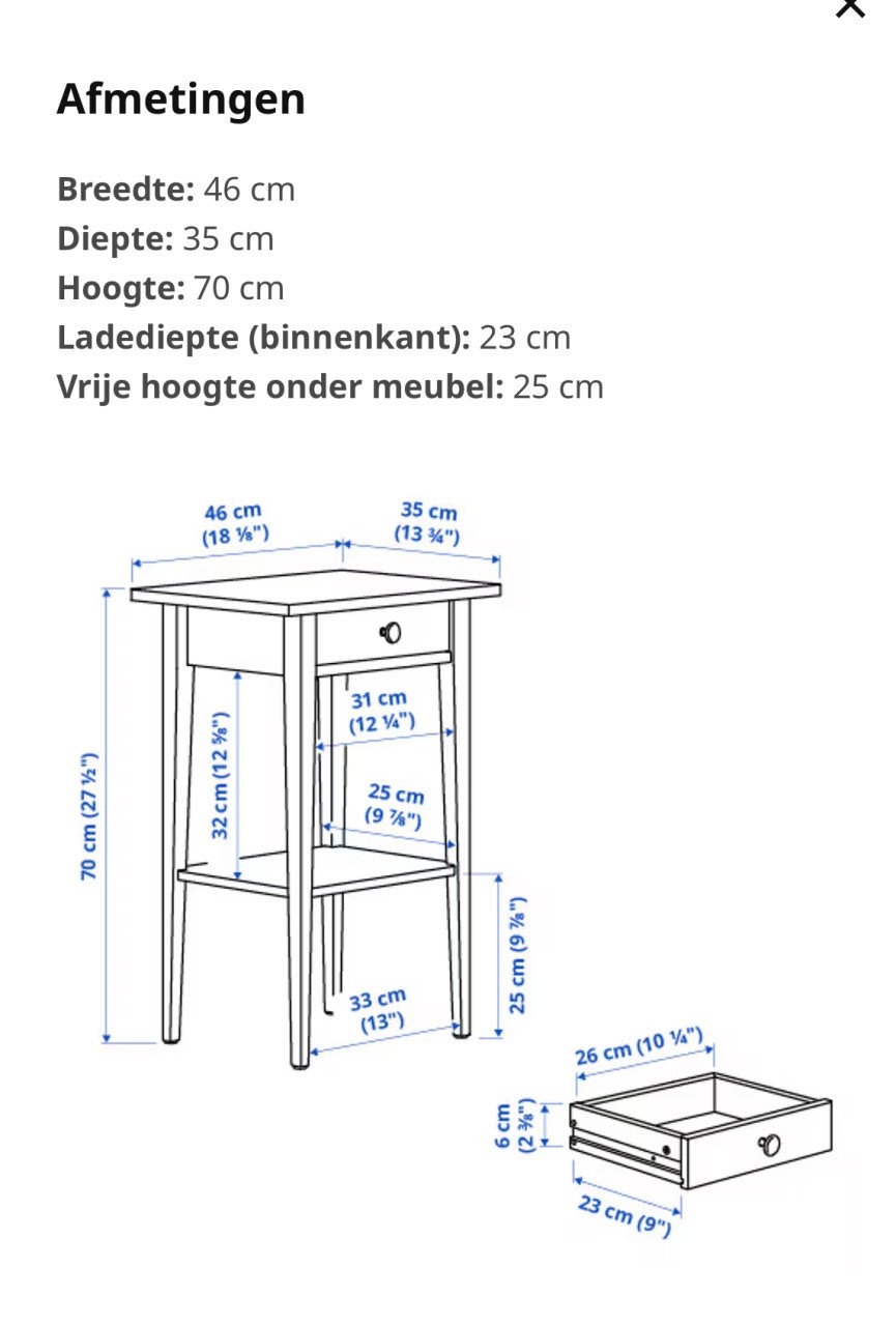 Twee witte nachtkastjes te koop