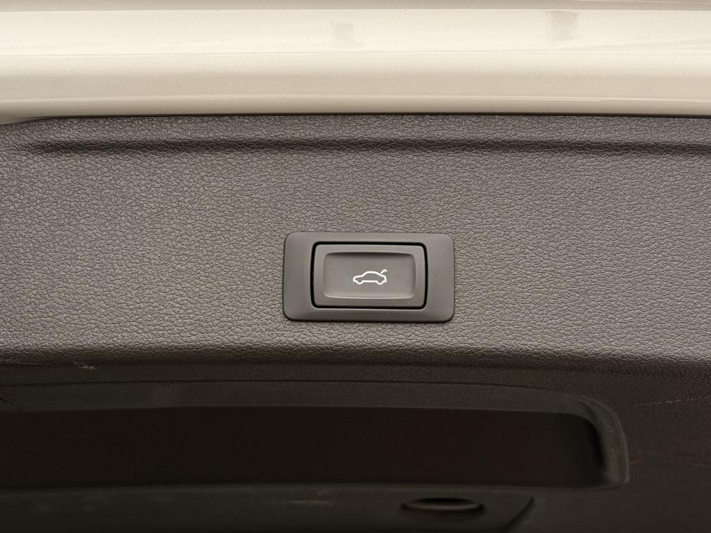 Audi A4 avant 45 tfsi quattro s-line 266pk | matrix led | acc | elek. trekh