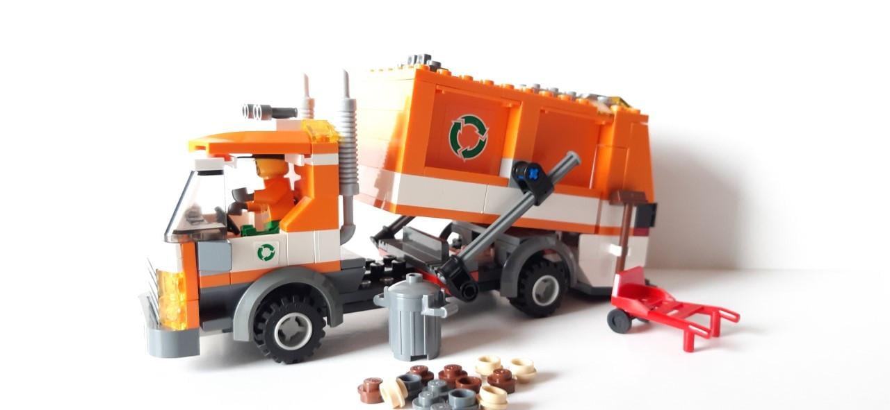 Lego 7991: vuilniswagen / recycle truck