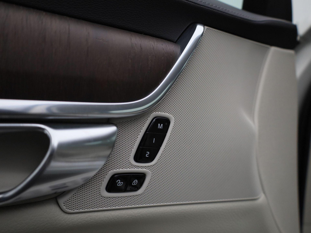 Volvo V90 2.0 t6 awd inscription | navigatie | apple carplay / android auto