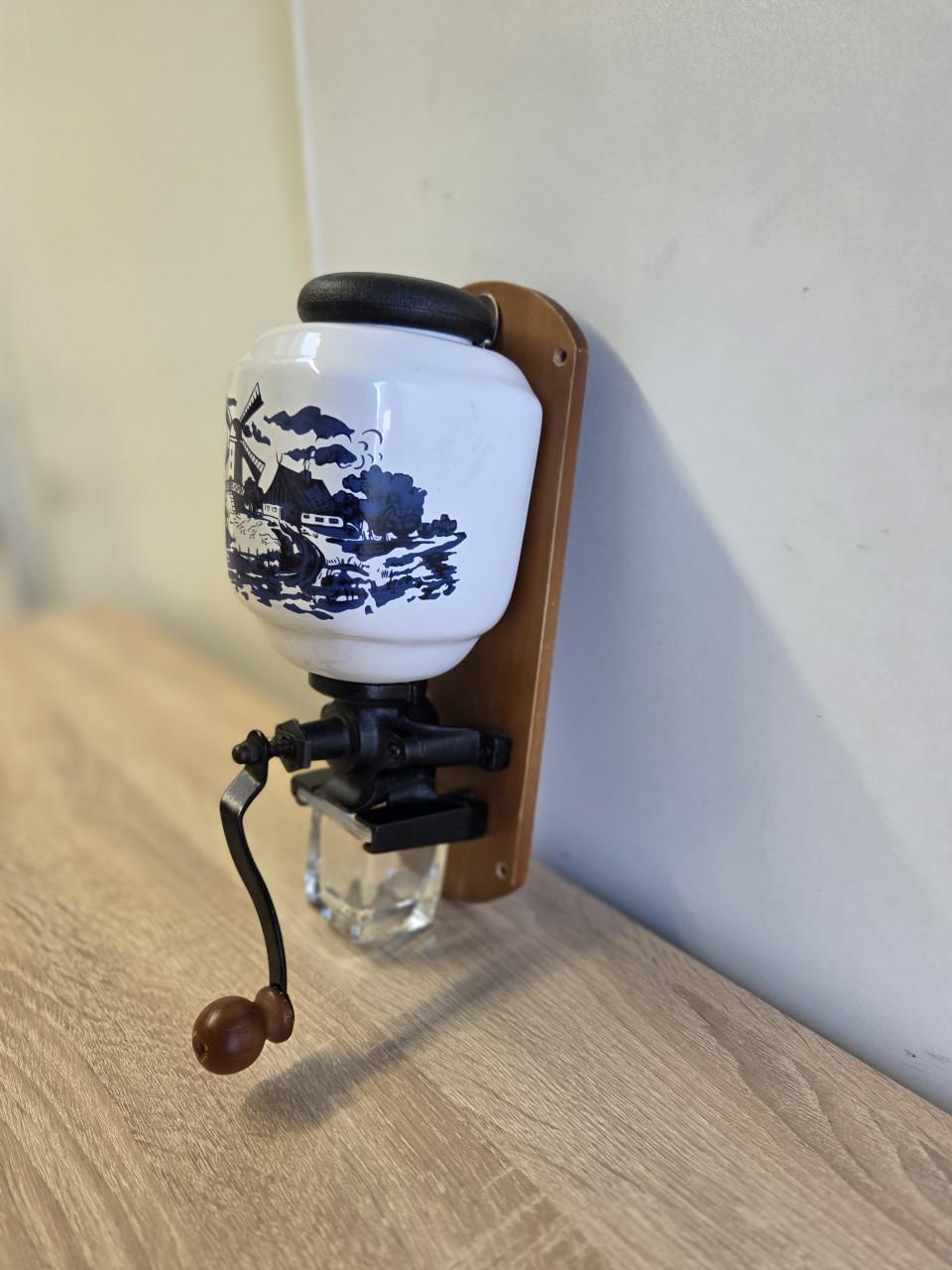 Handmatige koffiemolen