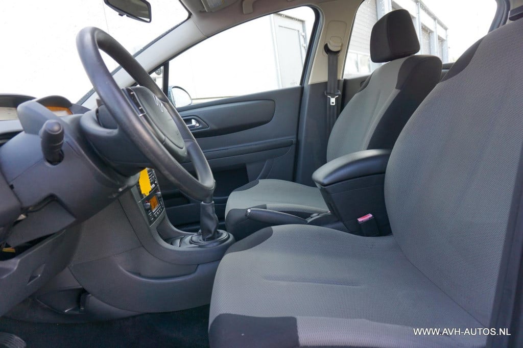 Citroen C4 1.6-16v ligne business