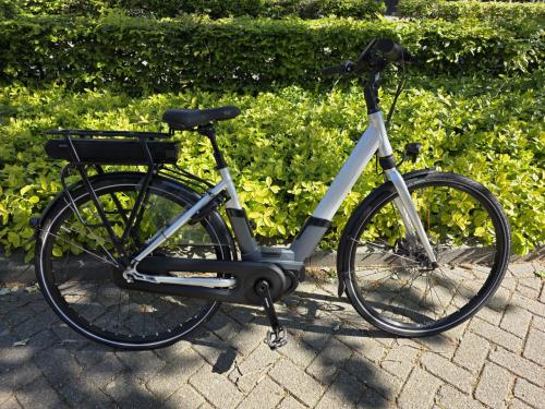 Keurig nette Kymco met Shimano middenmotor en 500wh accu