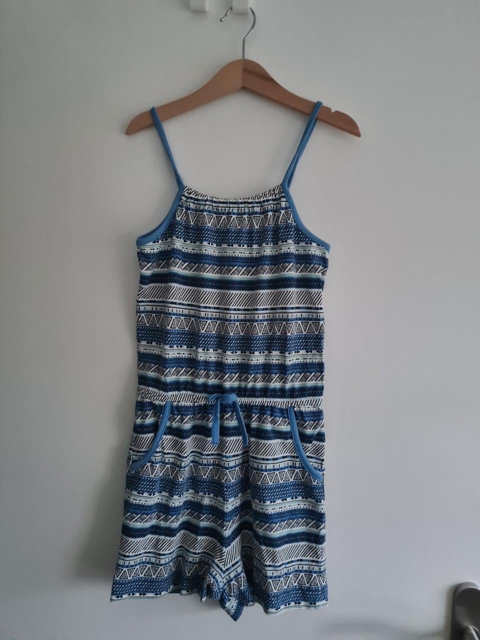 2 jumpsuit van H&M en Name it mt 122-128