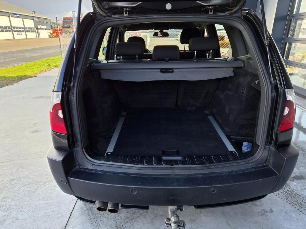 BMW X3 2.5i executive