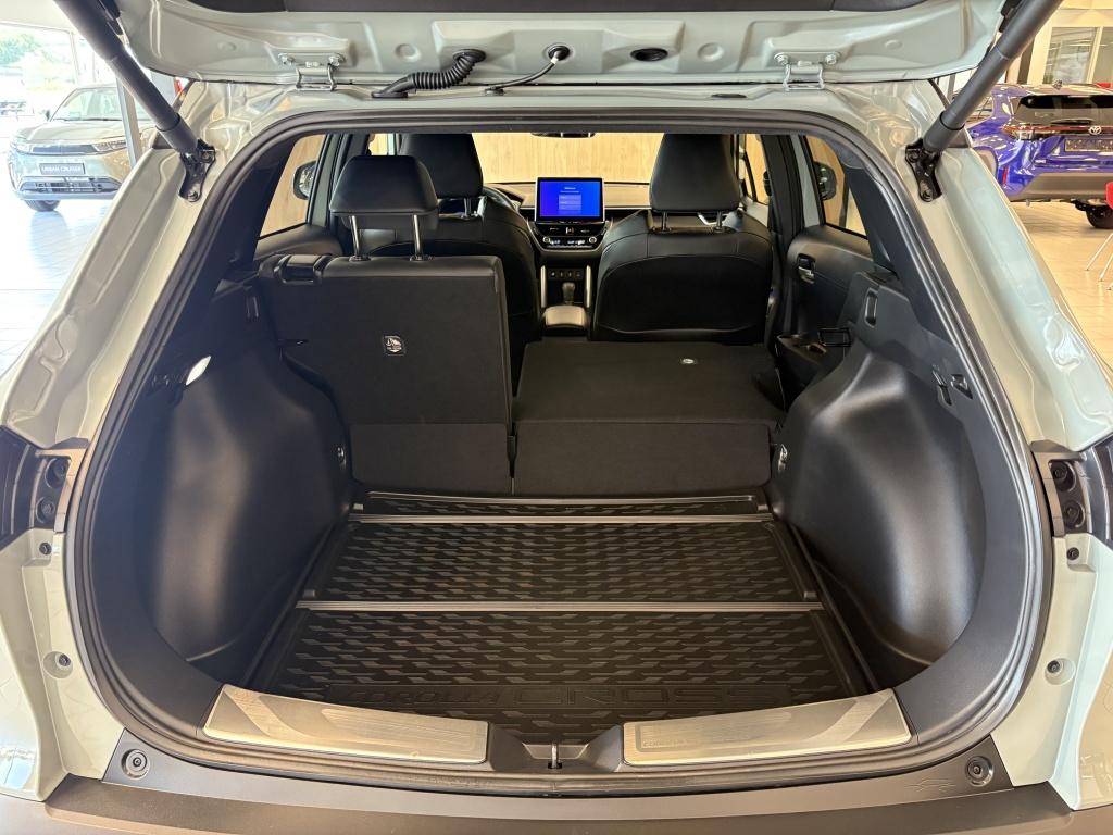 Toyota Corolla Cross hybrid 140 style | premium pack | achterklep elektrisc