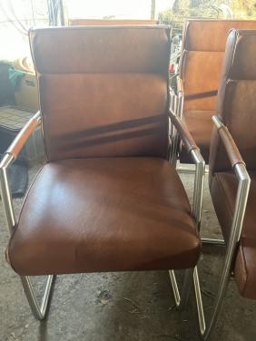 Eetkamer stoelen leer merk Goossens