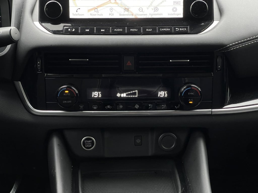 Nissan Qashqai 1.3 mhev xtronic premiere edition | panoramadak | head-up di