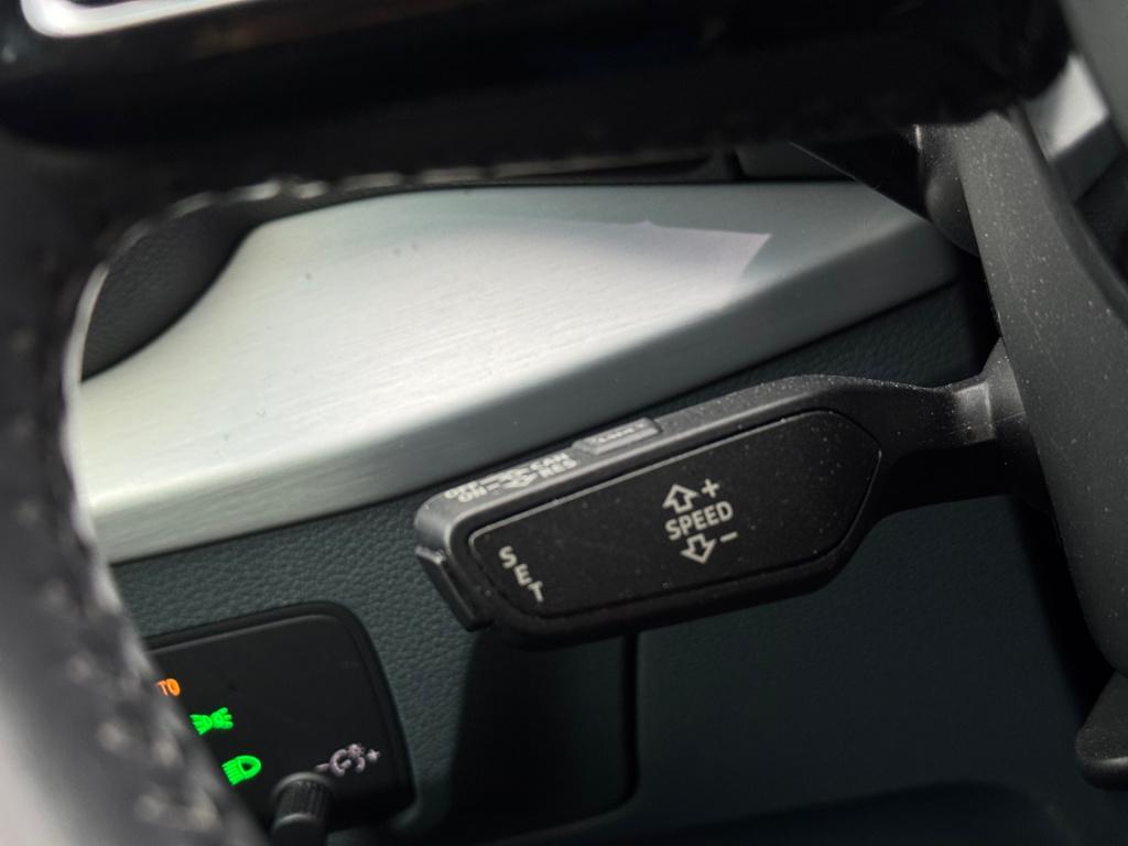 Audi Q2 2.0 tfsi quattro s-line * panoramadak * leder * black pack