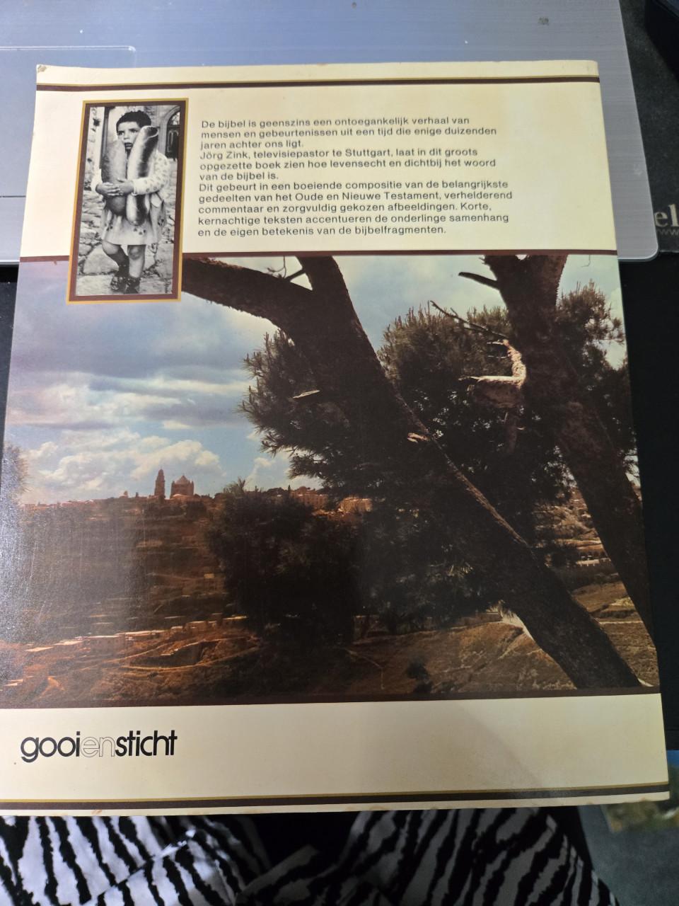 Boek:Vijf broden en twee vissen 1973 2e druk