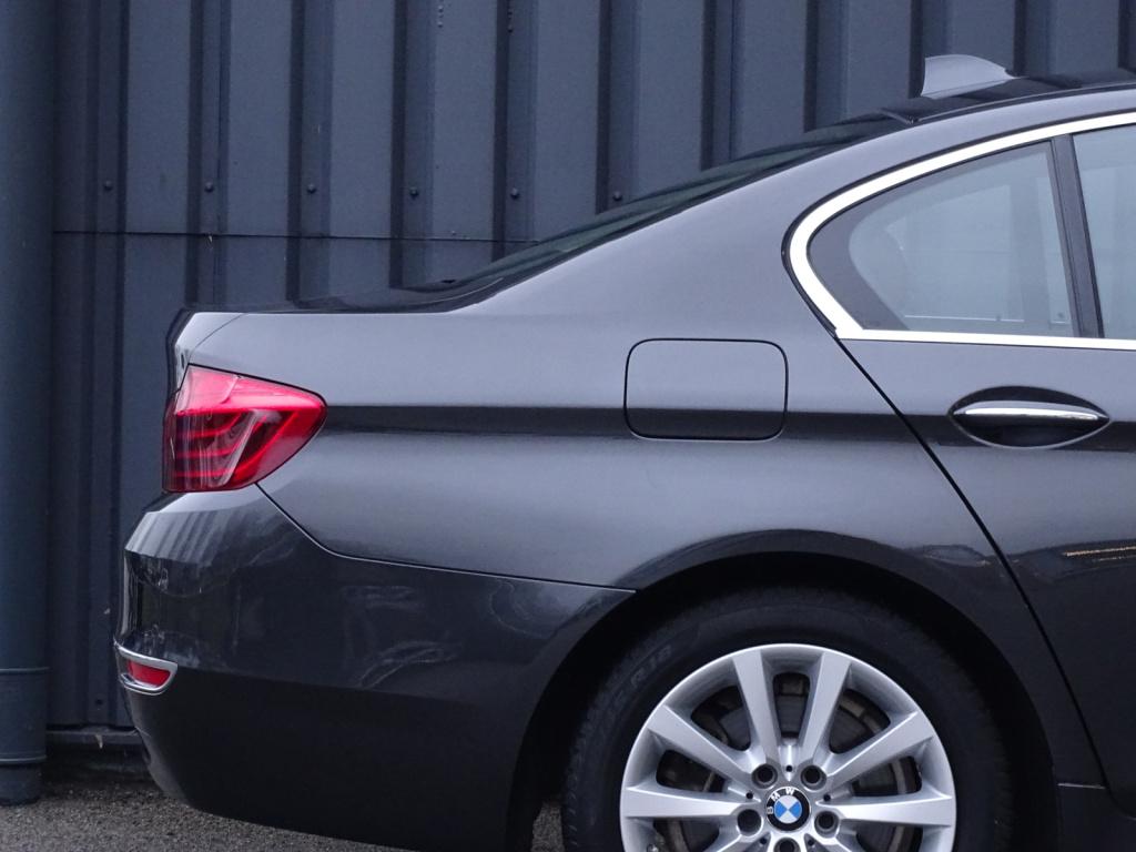 BMW 5 Serie 520i luxury edition