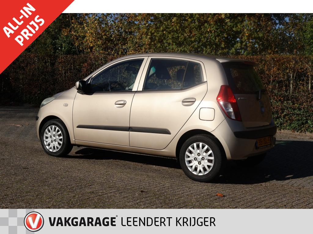 Hyundai I 10 1.1 dynamic automaat/1 jaar apk
