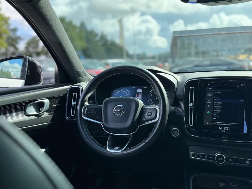 Volvo XC40 1.5 t3 r-design * harman/kardon * trekhaak