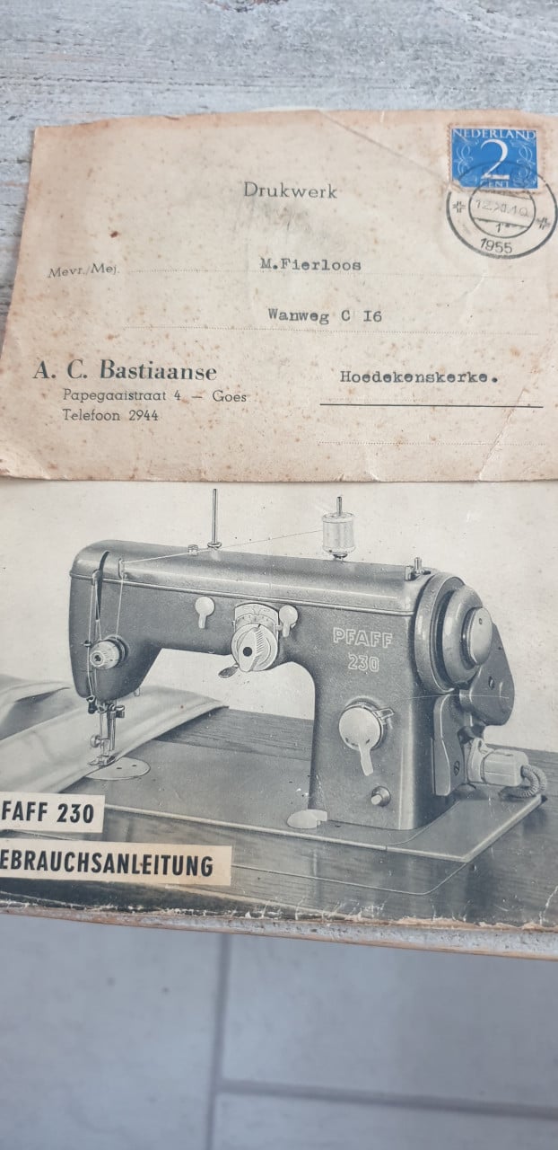 Te koop pfaff 230 naaimachine