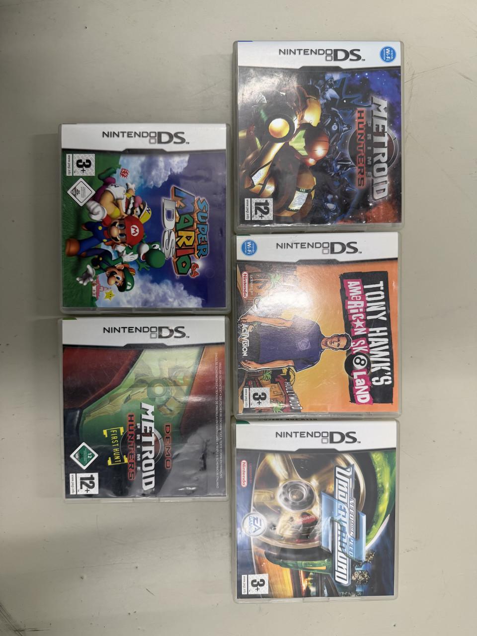 Nintendo DS (1e generatie) + games + GBA games + R4DS