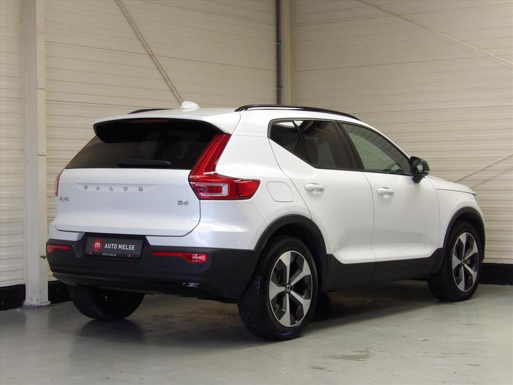 Volvo XC40 b4 197pk mild hybrid aut plus dark
