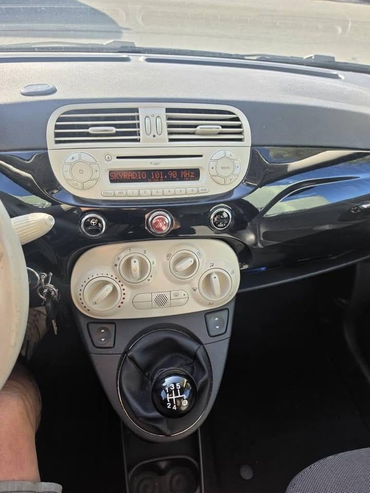 🚗 FIAT 500 CABRIOLET 1.2 – 4 CILINDER ☀️