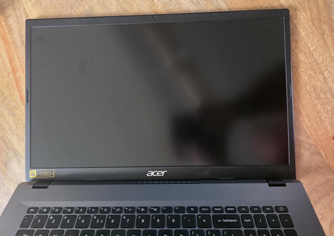Laptop - ACER Aspire 3 17 A317-55P-322B - 17.3 inch -