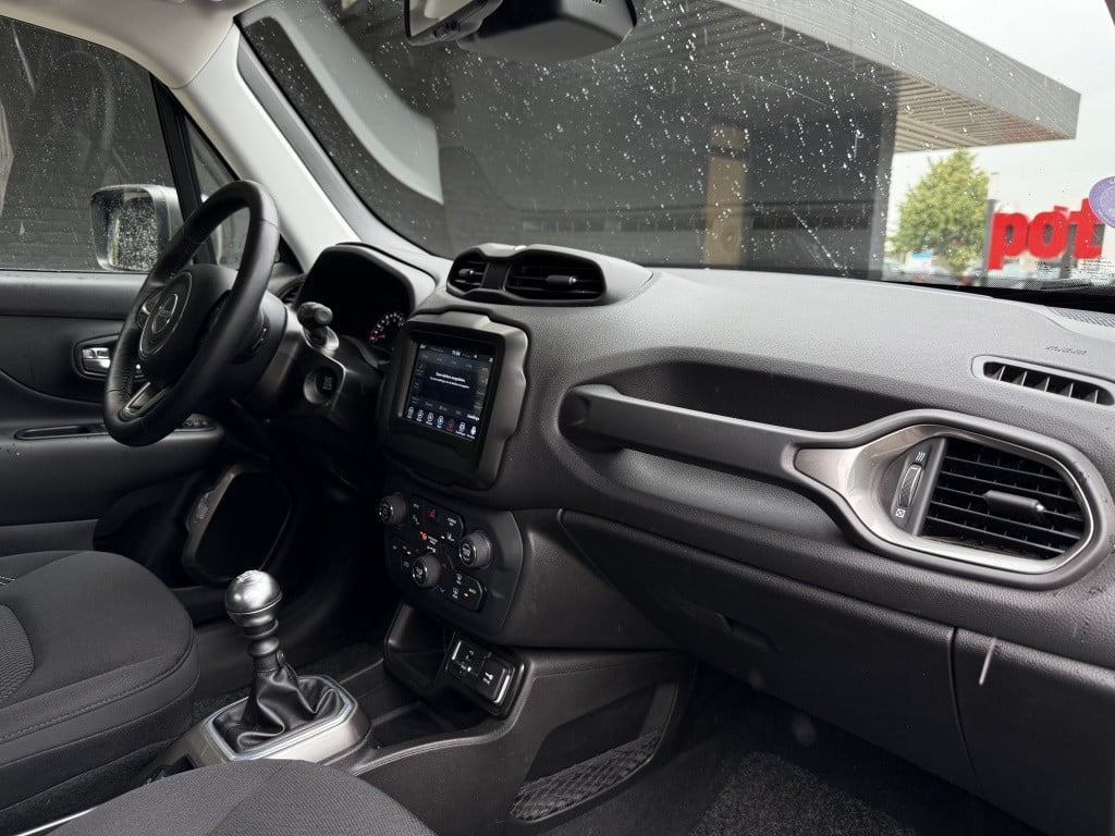 Jeep Renegade 1.0t limited // stoel en stuurverwarming // carplay //