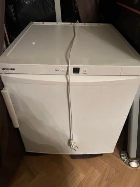 Kleine vriezer, nagenoeg nieuw en niet gebruikt