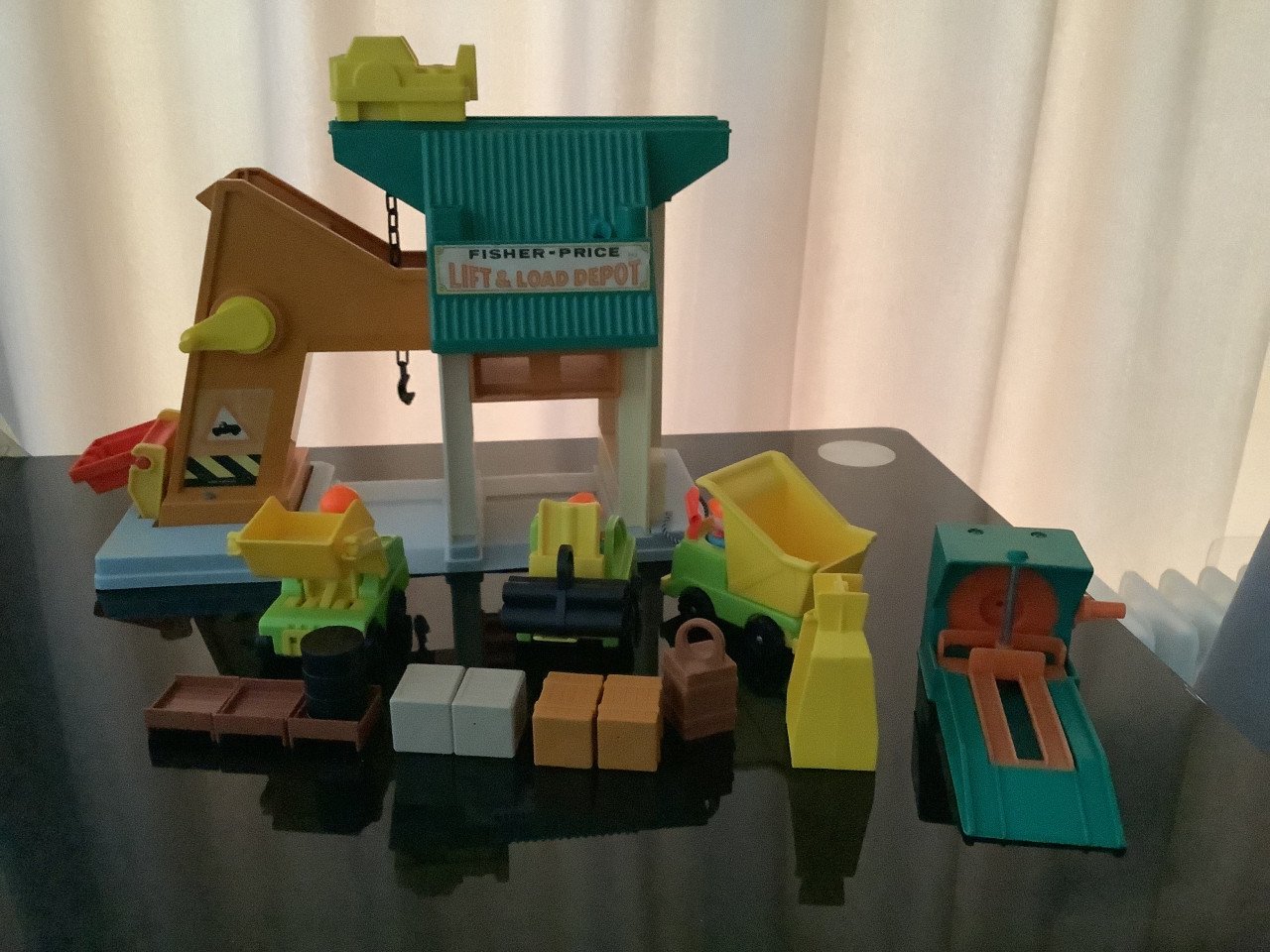 Fisher Price Lift and Load Depot