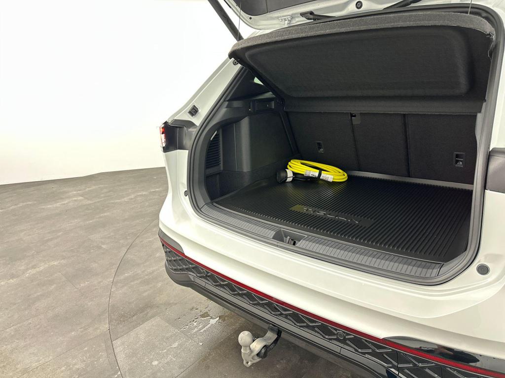 Volkswagen Tiguan r-line edition plug in hybride 204 pk black style pakket