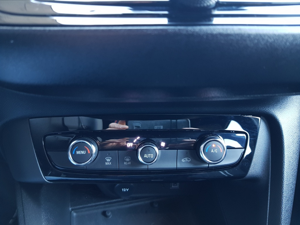 Opel Corsa 1.2 hybrid gs
