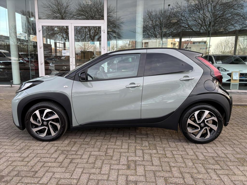 Toyota Aygo x 1.0 vvt-i mt 72pk pulse|bi tone stoelverwarming|carplay|camer